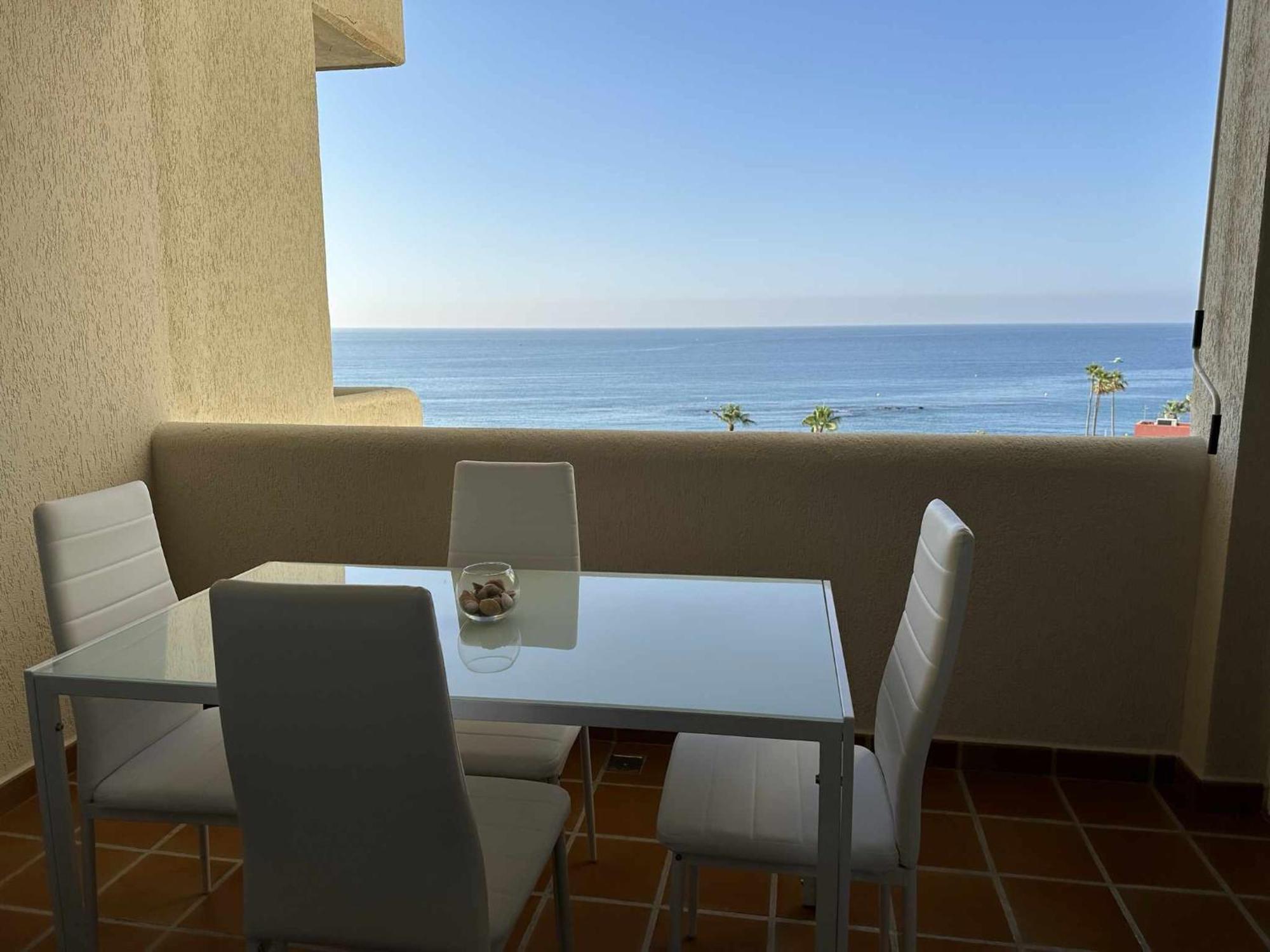 Apartment Luxury Frontal Al Mar, Benalbeach *