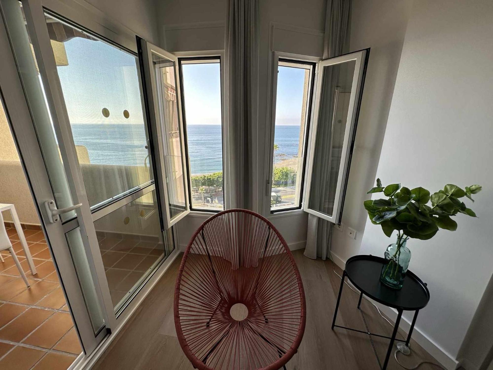 Apartment Luxury Frontal Al Mar, Benalbeach Benalmádena
